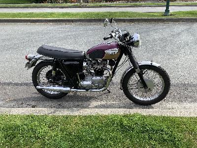 67 Triumph Bonneville T120R Roadster