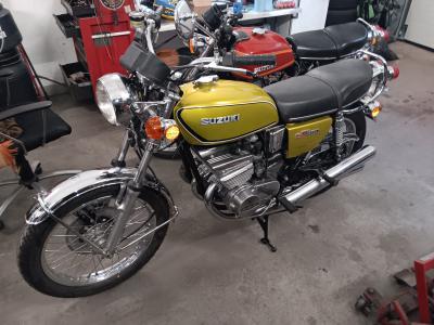 75 Suzuki GT 380