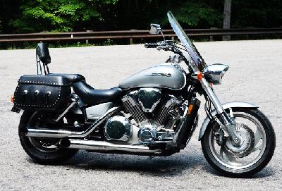 02 Honda VTX 1800 C