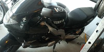 02 Yamaha YZF-R6