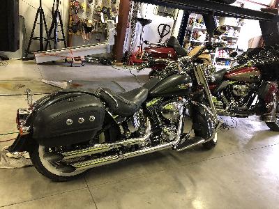 05 Harley-Davidson FLSTNI Softail Deluxe