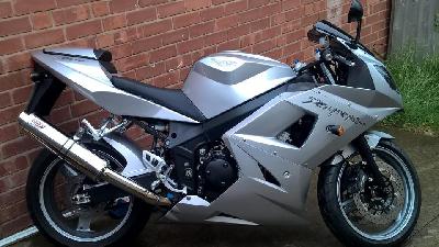 05 Triumph Daytona 650