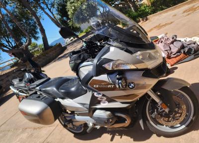 12 BMW R 1200 RT