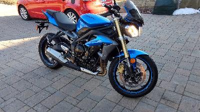 13 Triumph Street Triple
