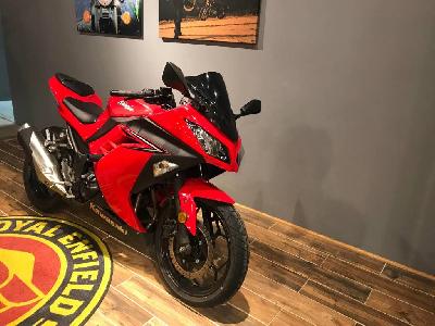 16 Kawasaki Ninja 300 ABS