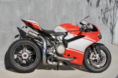 17 Ducati Superleggera 1299
