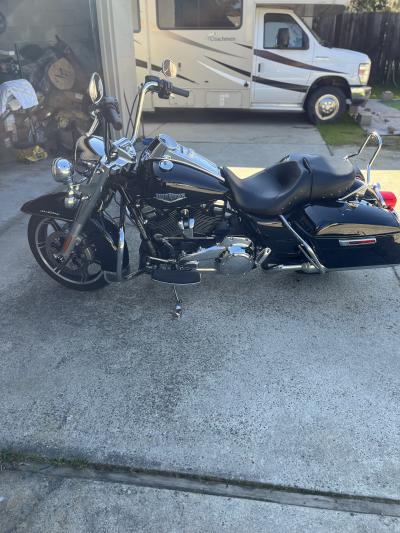 22 Harley-Davidson Road King